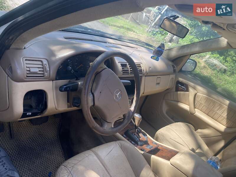 Внедорожник / Кроссовер Mercedes-Benz M-Class 2003 в Доброполье