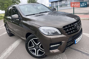Внедорожник / Кроссовер Mercedes-Benz M-Class 2011 в 