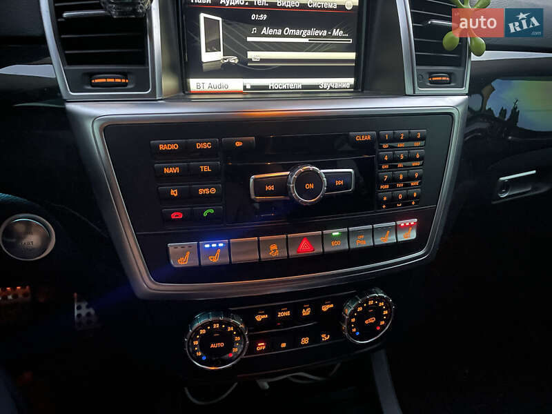 Mercedes-Benz M-Class 2013