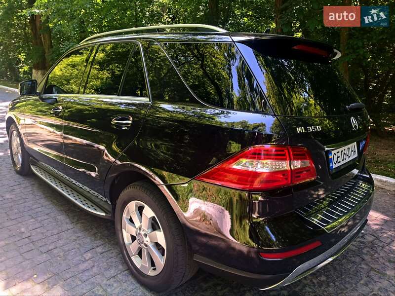 Внедорожник / Кроссовер Mercedes-Benz M-Class 2012 в Черновцах