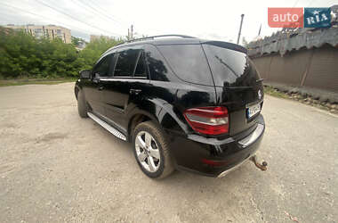 Внедорожник / Кроссовер Mercedes-Benz M-Class 2009 в 