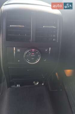 Позашляховик / Кросовер Mercedes-Benz M-Class 2006 в 