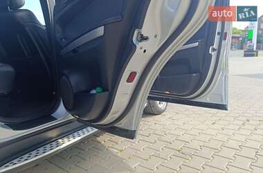 Позашляховик / Кросовер Mercedes-Benz M-Class 2006 в 