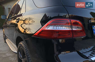 Внедорожник / Кроссовер Mercedes-Benz M-Class 2012 в 
