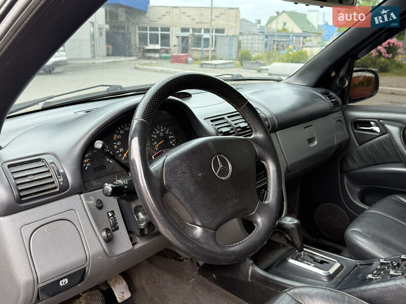 Внедорожник / Кроссовер Mercedes-Benz M-Class 2000 в Хмельницком