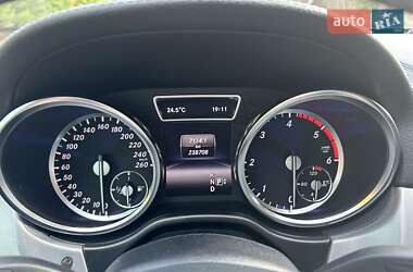Внедорожник / Кроссовер Mercedes-Benz M-Class 2013 в 