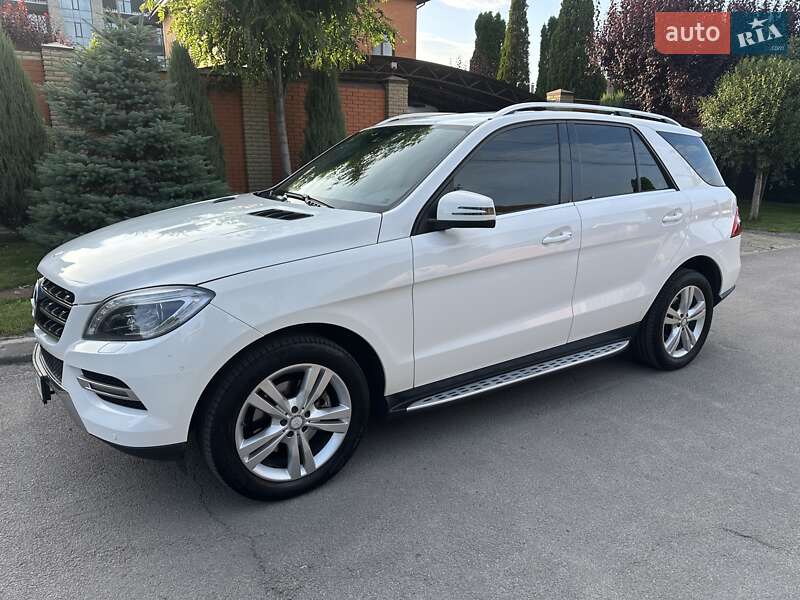 Позашляховик / Кросовер Mercedes-Benz M-Class 2013 в Дніпрі