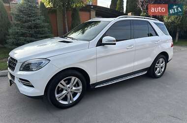 Внедорожник / Кроссовер Mercedes-Benz M-Class 2013 в 