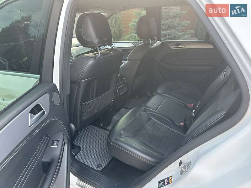 Позашляховик / Кросовер Mercedes-Benz M-Class 2013 в Дніпрі