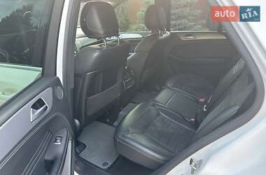 Внедорожник / Кроссовер Mercedes-Benz M-Class 2013 в 