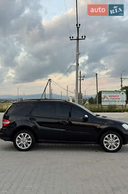 Внедорожник / Кроссовер Mercedes-Benz M-Class 2010 в 