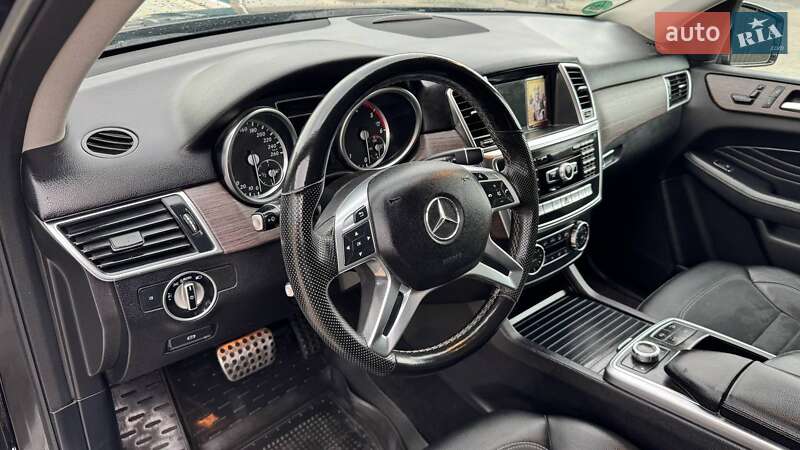 Внедорожник / Кроссовер Mercedes-Benz M-Class 2015 в Гайсине