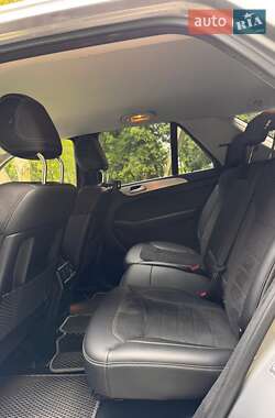 Внедорожник / Кроссовер Mercedes-Benz M-Class 2015 в 