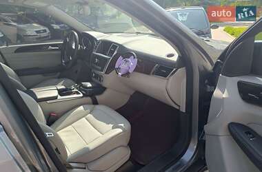 Внедорожник / Кроссовер Mercedes-Benz M-Class 2015 в 