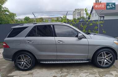 Внедорожник / Кроссовер Mercedes-Benz M-Class 2015 в 