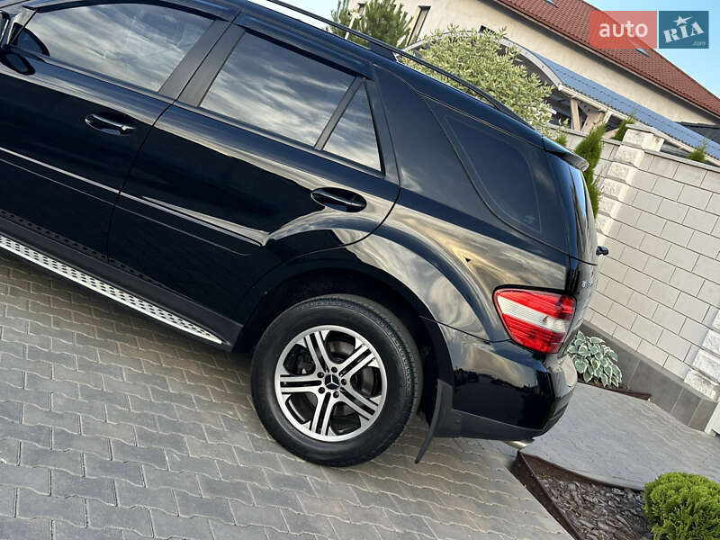 Внедорожник / Кроссовер Mercedes-Benz M-Class 2007 в Одессе