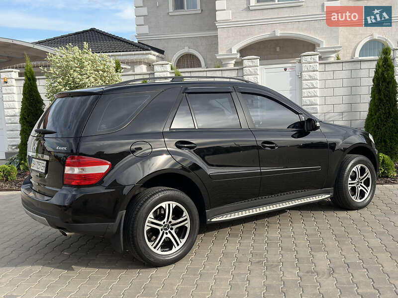 Внедорожник / Кроссовер Mercedes-Benz M-Class 2007 в Одессе