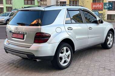 Внедорожник / Кроссовер Mercedes-Benz M-Class 2006 в 