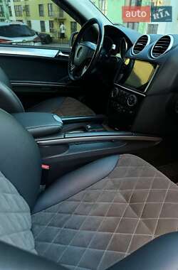 Внедорожник / Кроссовер Mercedes-Benz M-Class 2006 в 