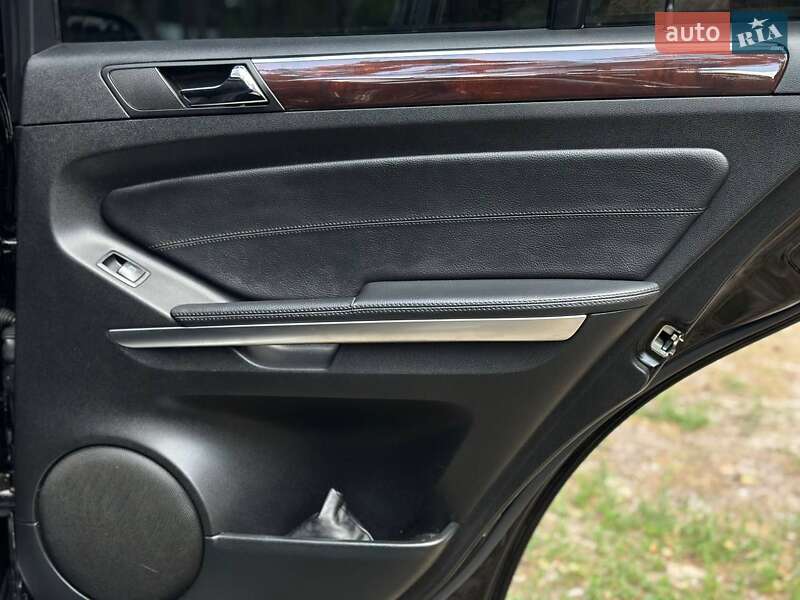 Внедорожник / Кроссовер Mercedes-Benz M-Class 2008 в Ахтырке
