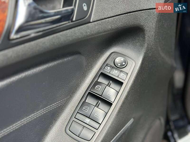 Внедорожник / Кроссовер Mercedes-Benz M-Class 2008 в Ахтырке