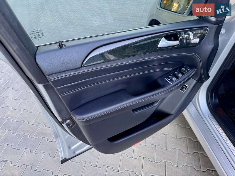 Позашляховик / Кросовер Mercedes-Benz M-Class 2015 в Одесі