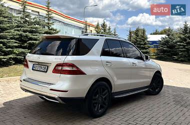 Внедорожник / Кроссовер Mercedes-Benz M-Class 2012 в 