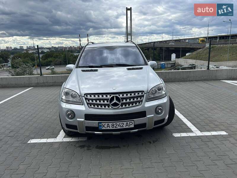 Mercedes-Benz M-Class 2006