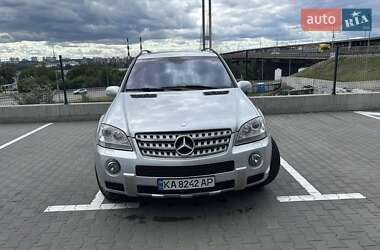 Внедорожник / Кроссовер Mercedes-Benz M-Class 2006 в 