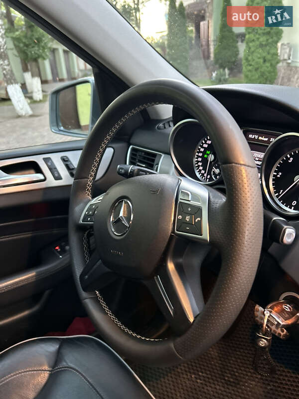 Внедорожник / Кроссовер Mercedes-Benz M-Class 2013 в Залещиках