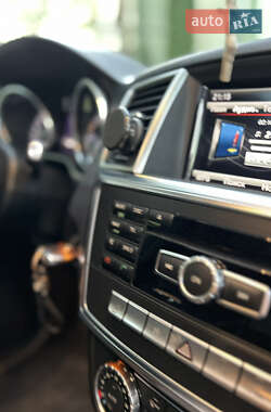 Внедорожник / Кроссовер Mercedes-Benz M-Class 2013 в 