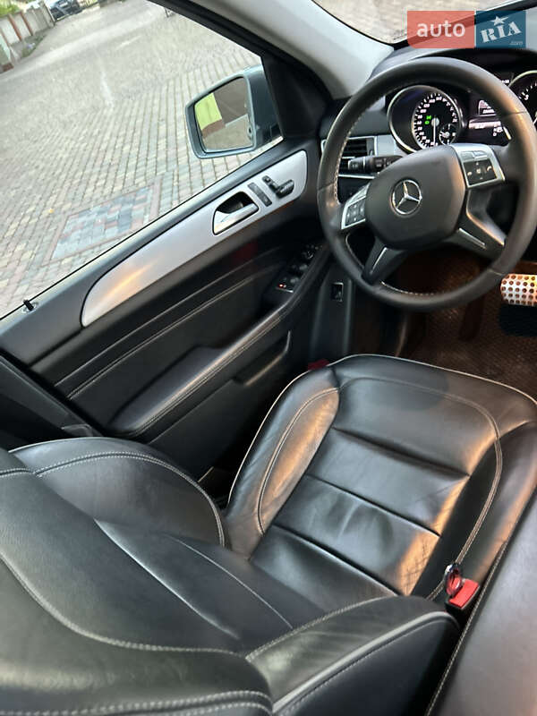 Внедорожник / Кроссовер Mercedes-Benz M-Class 2013 в Залещиках