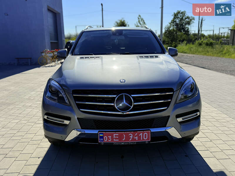 Позашляховик / Кросовер Mercedes-Benz M-Class 2015 в Виноградові