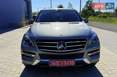 Внедорожник / Кроссовер Mercedes-Benz M-Class 2015 в 