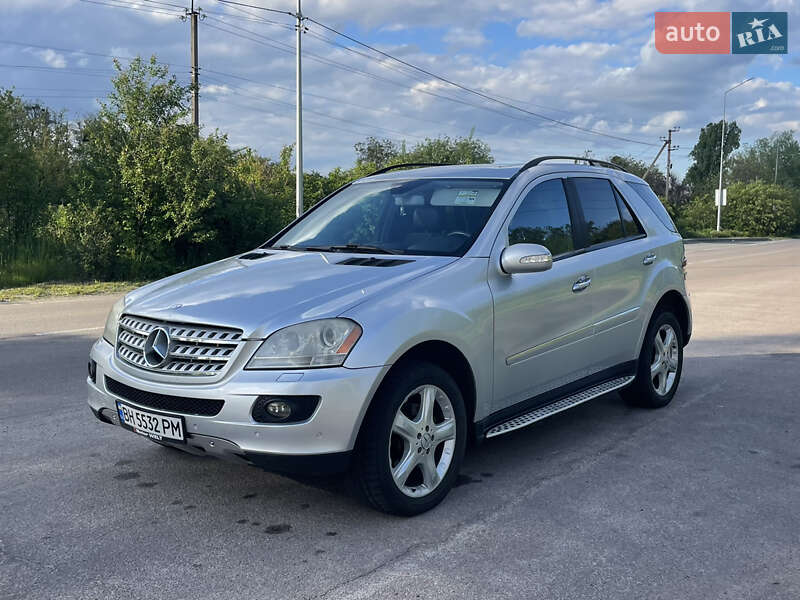 Позашляховик / Кросовер Mercedes-Benz M-Class 2008 в Києві