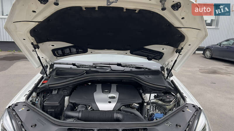 Внедорожник / Кроссовер Mercedes-Benz M-Class 2013 в Сумах