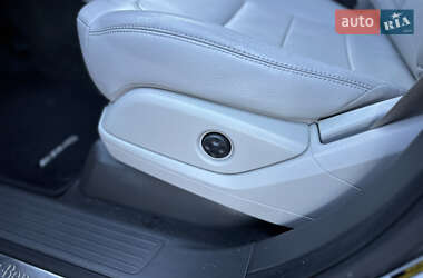 Внедорожник / Кроссовер Mercedes-Benz M-Class 2014 в 