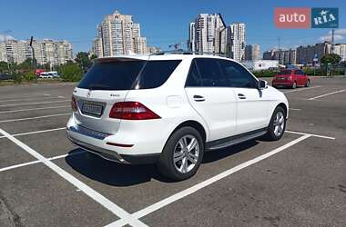 Внедорожник / Кроссовер Mercedes-Benz M-Class 2015 в 