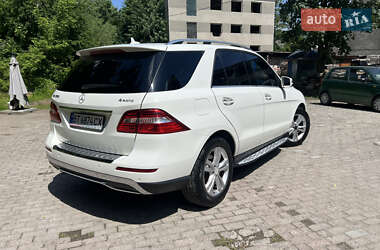 Внедорожник / Кроссовер Mercedes-Benz M-Class 2013 в 