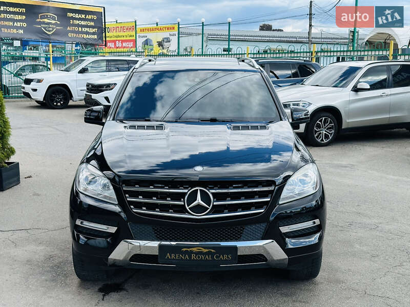 Внедорожник / Кроссовер Mercedes-Benz M-Class 2012 в Харькове