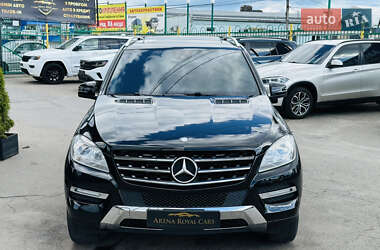 Внедорожник / Кроссовер Mercedes-Benz M-Class 2012 в 