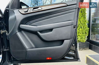 Внедорожник / Кроссовер Mercedes-Benz M-Class 2012 в 