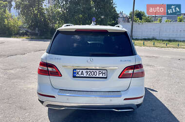 Внедорожник / Кроссовер Mercedes-Benz M-Class 2012 в 