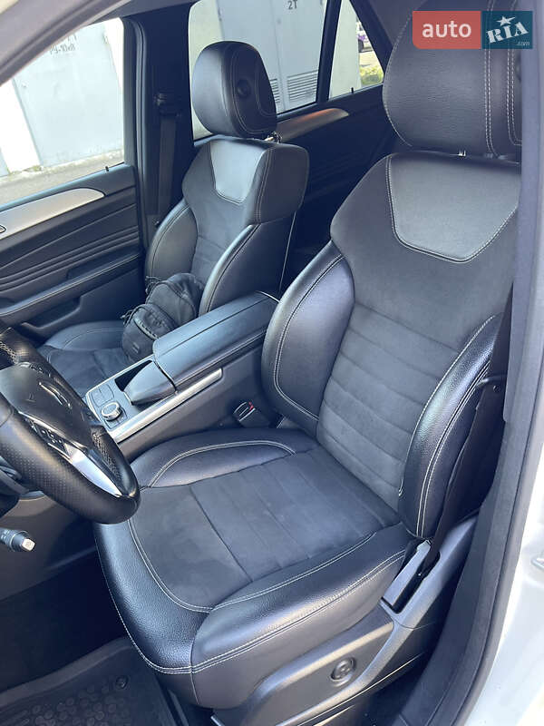 Позашляховик / Кросовер Mercedes-Benz M-Class 2012 в Києві