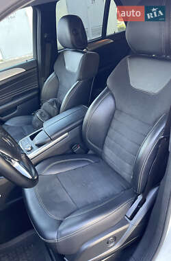 Внедорожник / Кроссовер Mercedes-Benz M-Class 2012 в 