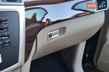 Внедорожник / Кроссовер Mercedes-Benz M-Class 2012 в 