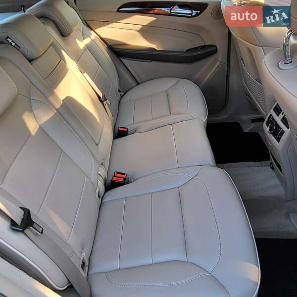 Внедорожник / Кроссовер Mercedes-Benz M-Class 2012 в Луцке