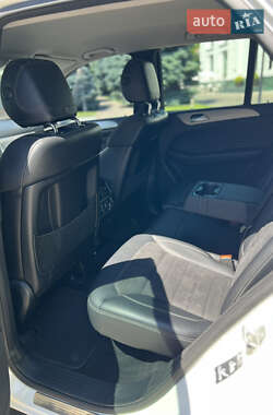 Внедорожник / Кроссовер Mercedes-Benz M-Class 2011 в 