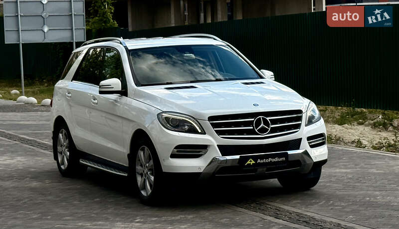 Внедорожник / Кроссовер Mercedes-Benz M-Class 2015 в Киеве