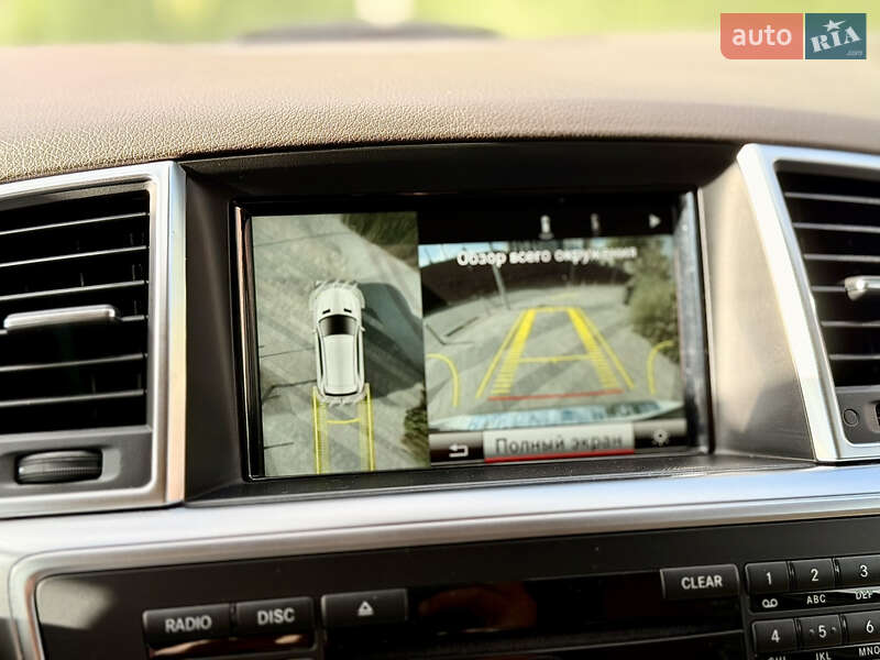Внедорожник / Кроссовер Mercedes-Benz M-Class 2015 в Киеве
